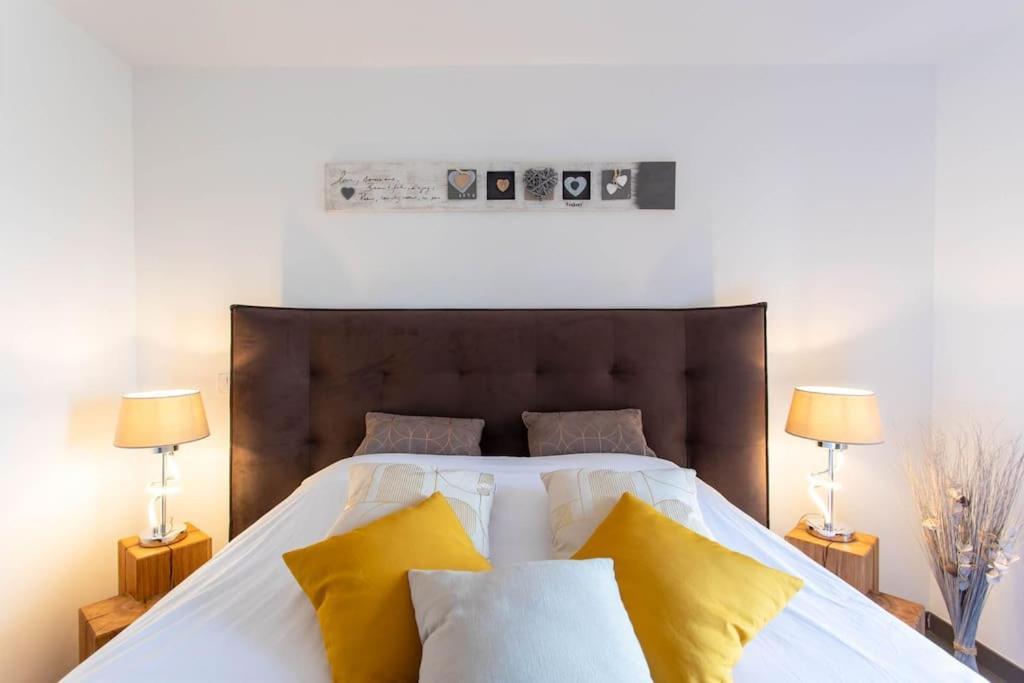 Апартаменты A7- 2 Bdr Sea & Mountain View - Ac, Parking, Pool & Terrace Антиб Экстерьер фото